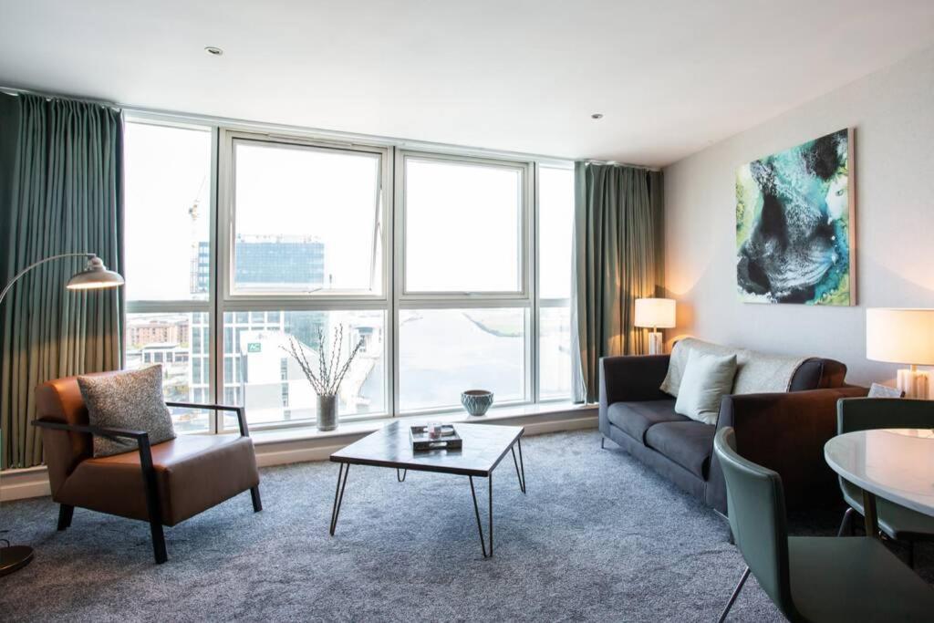 Titanic & City Views, Ultra Luxury City Parking Belfast Dış mekan fotoğraf