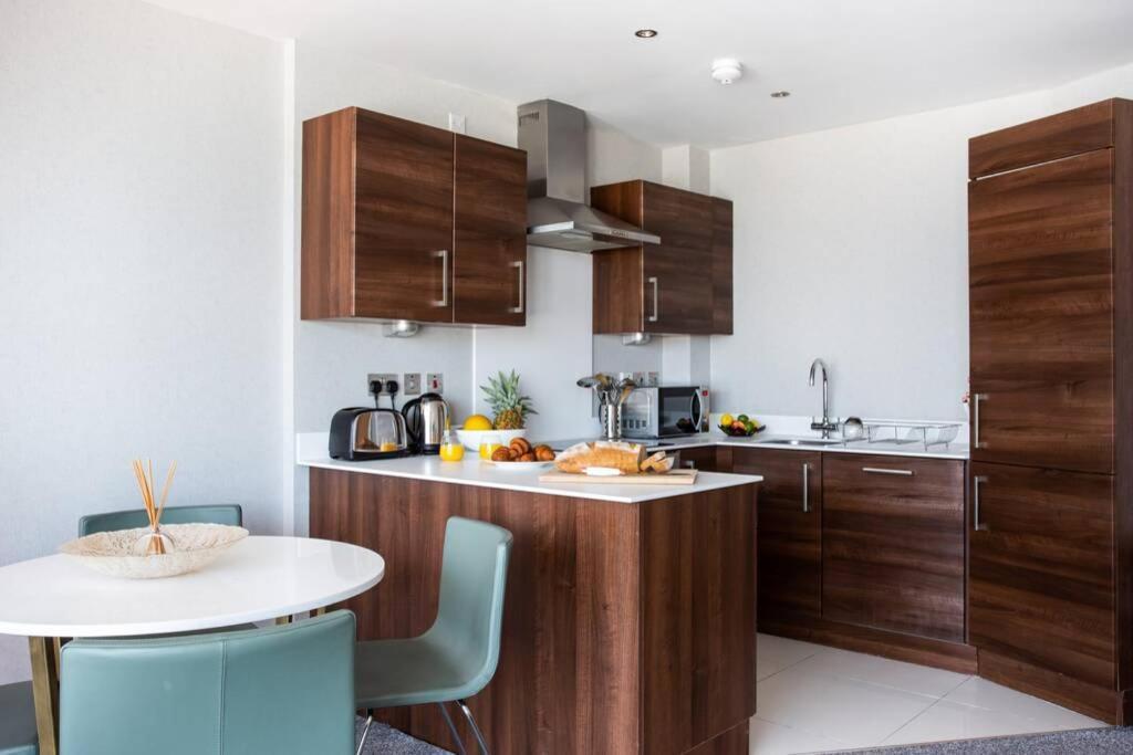 Titanic & City Views, Ultra Luxury City Parking Belfast Dış mekan fotoğraf